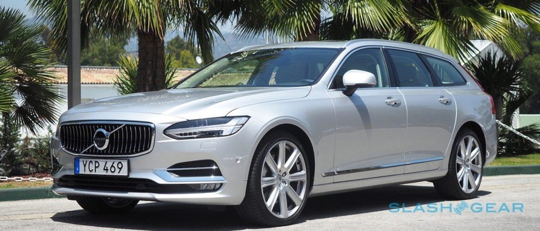 2018-volvo-v90-hero-0