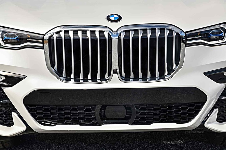 2019 BMW X7 First Drive: Unexpected Agility In A 7-Seat Luxury SUV ...