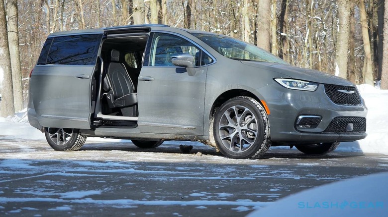 2021 Chrysler Pacifica Limited AWD