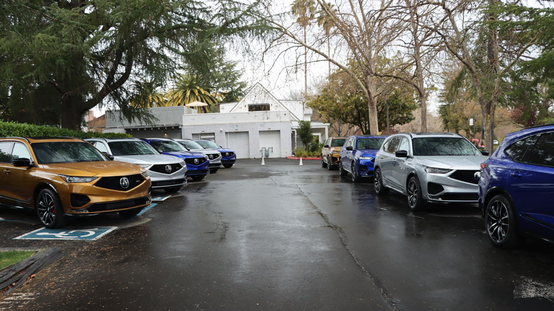 2022 Acura MDX Type S media drive fleet