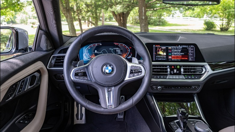 2022 BMW 230i interior