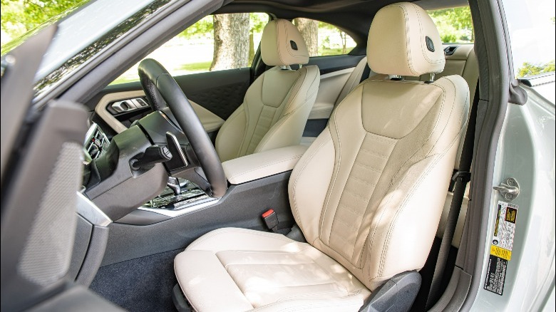 2022 BMW 230i interior
