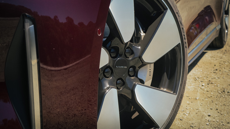 2022 Lucid Air Grand Touring wheel