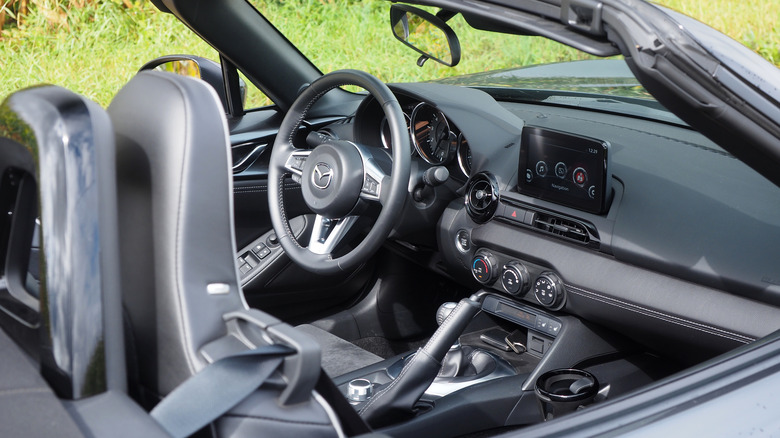 2022 Mazda MX-5 Miata