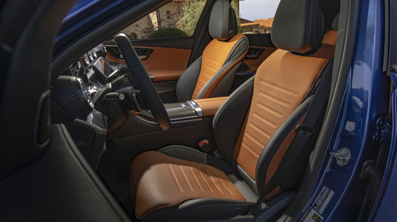 2022 C300 front seats