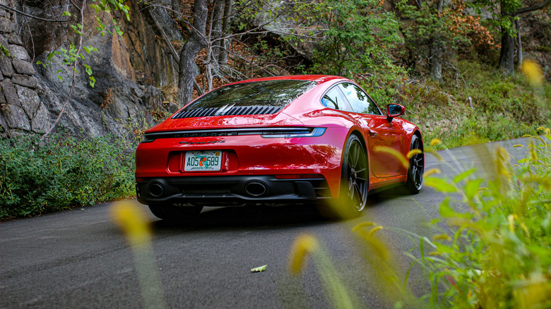 Porsche 911 GTS