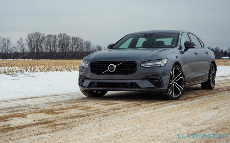 2022 Volvo S90