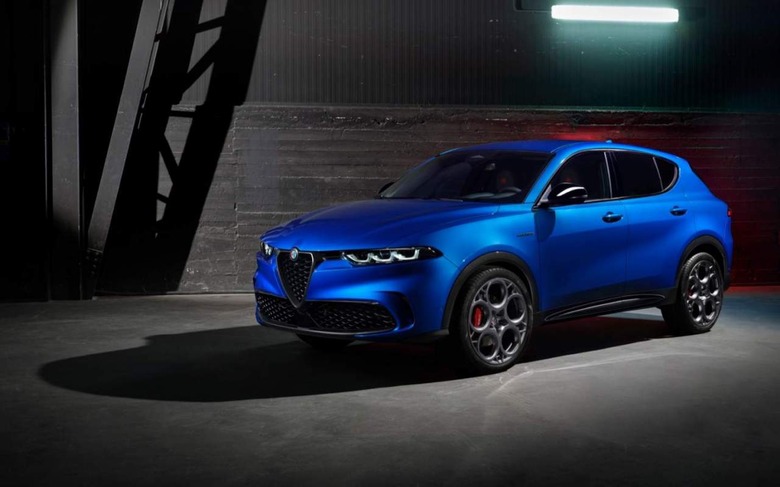 2023 Alfa Romeo Tonale PHEV Is A Sportier Electrified SUV - SlashGear