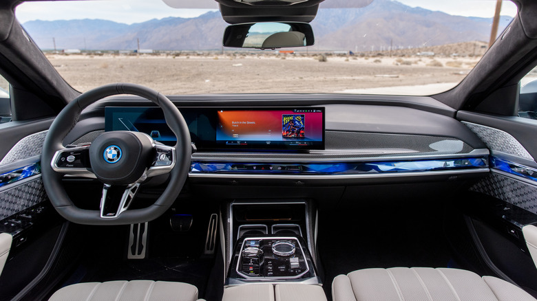 2023 BMW i7