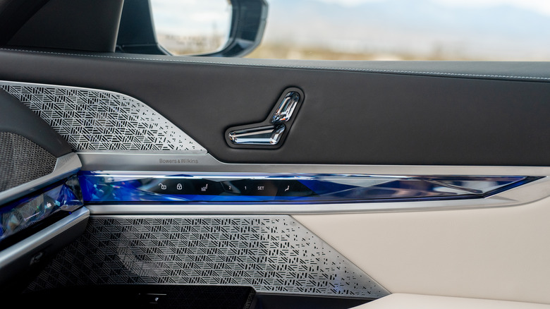 2023 BMW i7