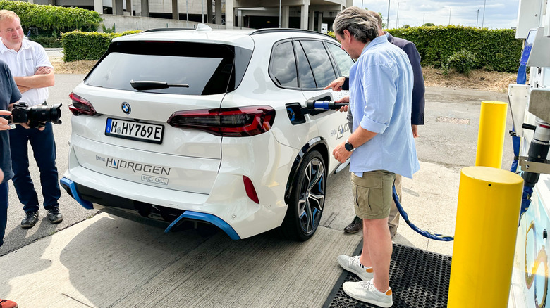 BMW iX5 Hydrogen