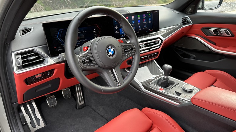 Interior do BMW M3 2023