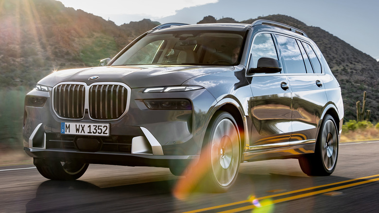 2023 BMW X7 xDrive40i