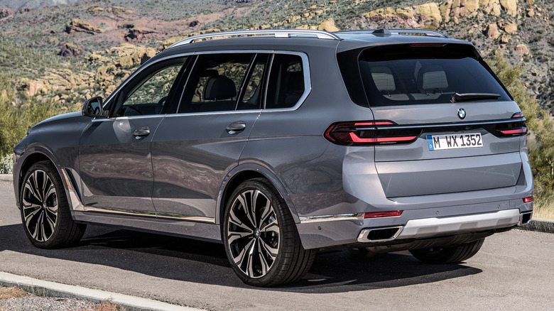 2023 BMW X7 xDrive40i