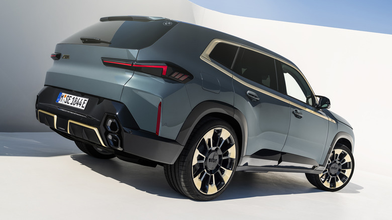 2023 BMW XM