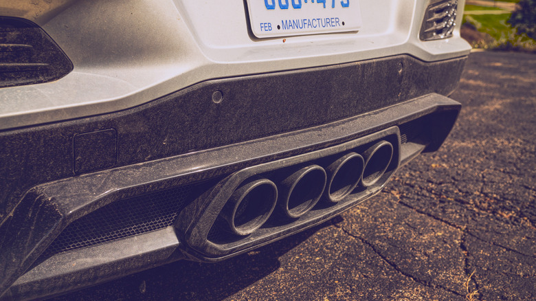 Corvette Z06 tailpipes
