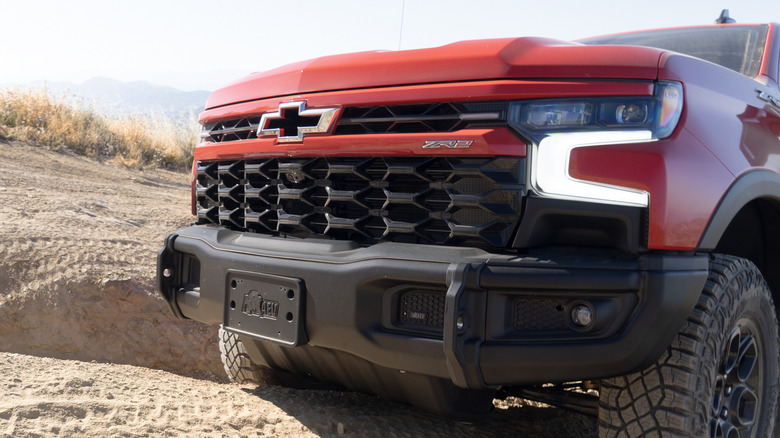 2023 Chevrolet Silverado ZR2 Bison front grille and bumper