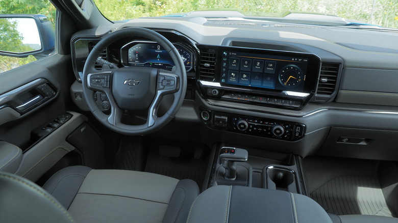 2023 Chevrolet Silverado ZR2 Bison dashboard