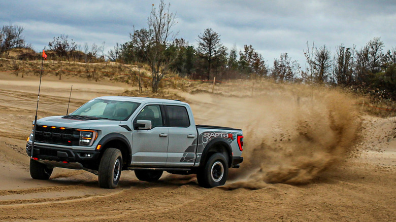 Ford Raptor R