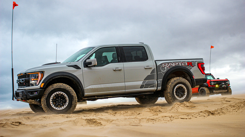 Ford Raptor R