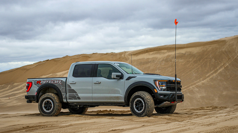 Ford Raptor R