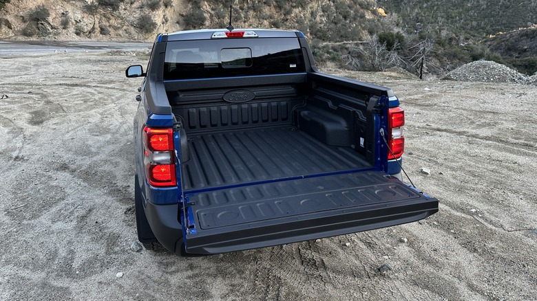 2023 Ford Maverick Tremor bed