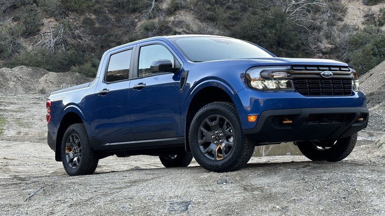 2023 Ford Maverick Tremor in blue, front three-quarter