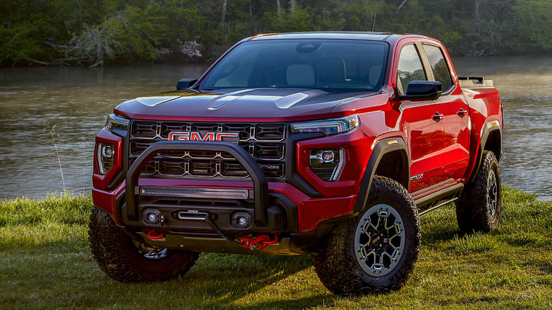 2023 GMC Canyon AT4X Edition 1 parked near river