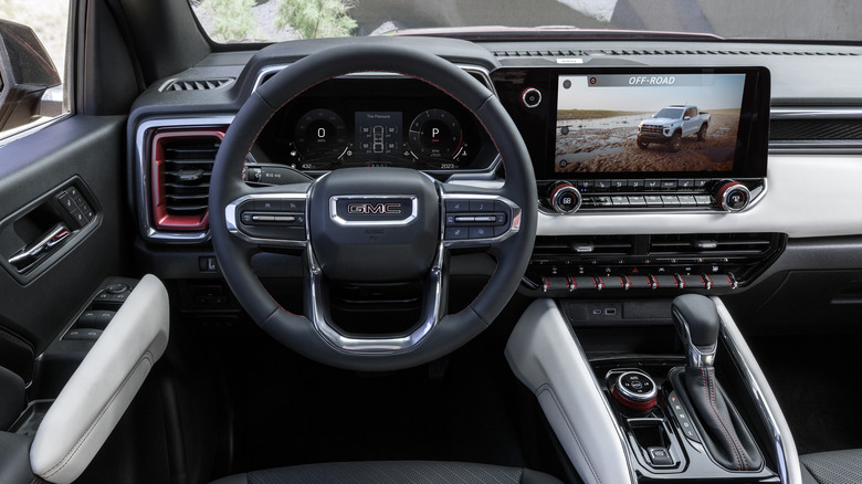 2023 GMC Canyon AT4X Edition 1 dashboard