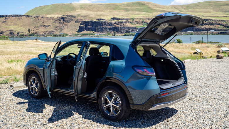 2023 Honda HR-V left-side doors and rear hatch open