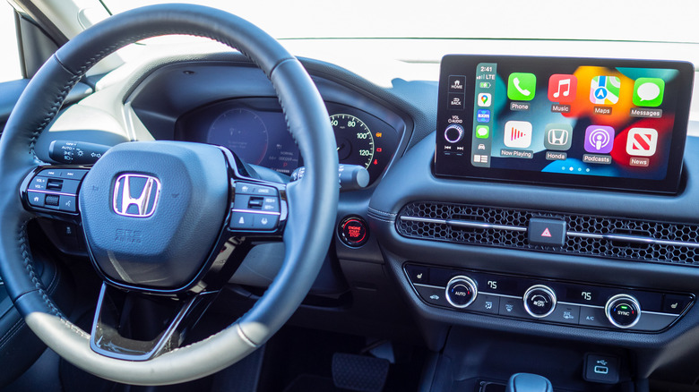 2023 Honda HR-V dashboard