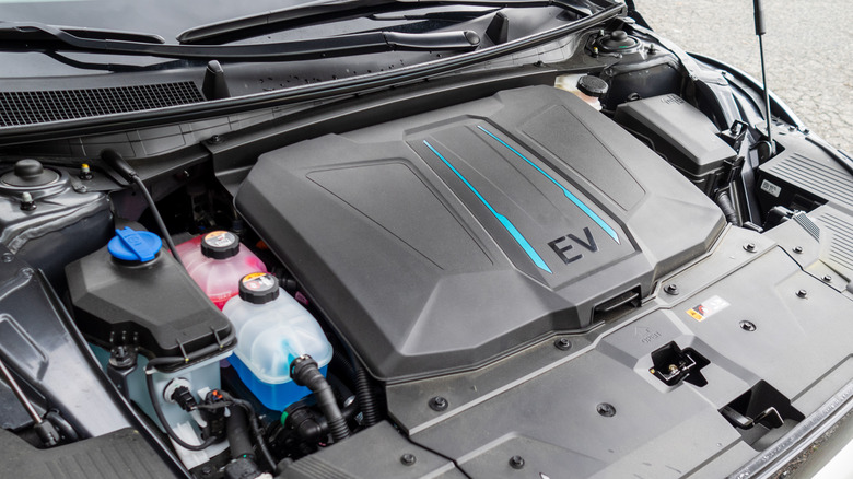 2023 Hyundai IONIQ 5 Limited AWD frunk