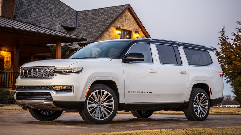 2023 Jeep Wagoneer SUV