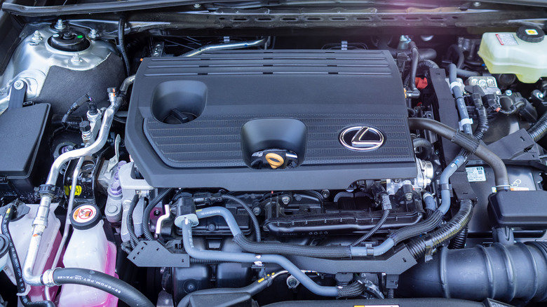 2023 Lexus ES 300h F Sport Handling compartimento do motor