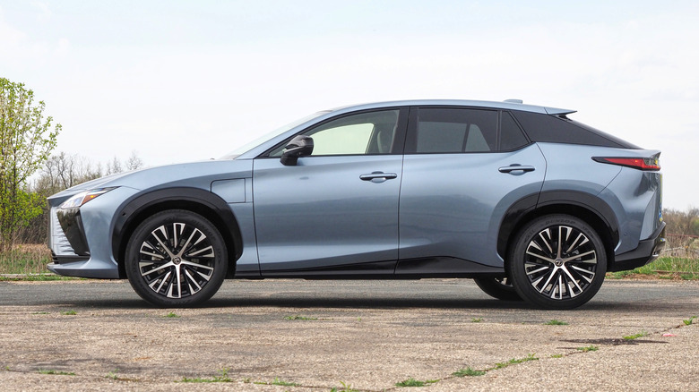 2023 Lexus RZ 450e