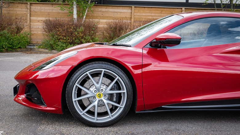 Lotus Emira