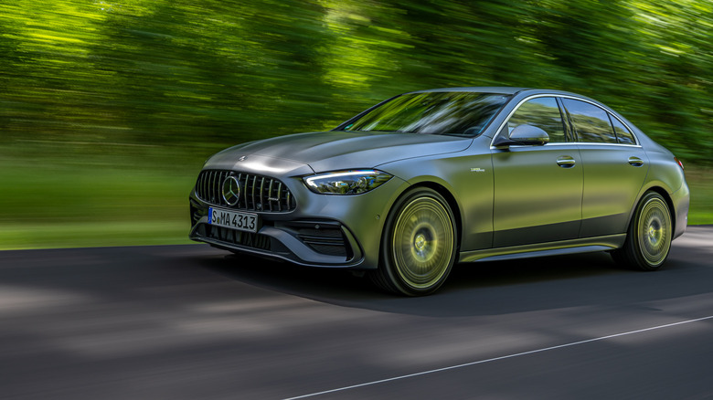 C 43 on the road