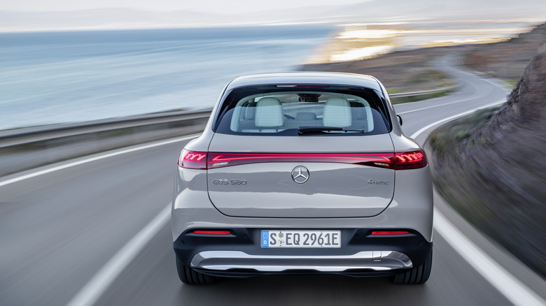 Mercedes-Benz EQS SUV back view