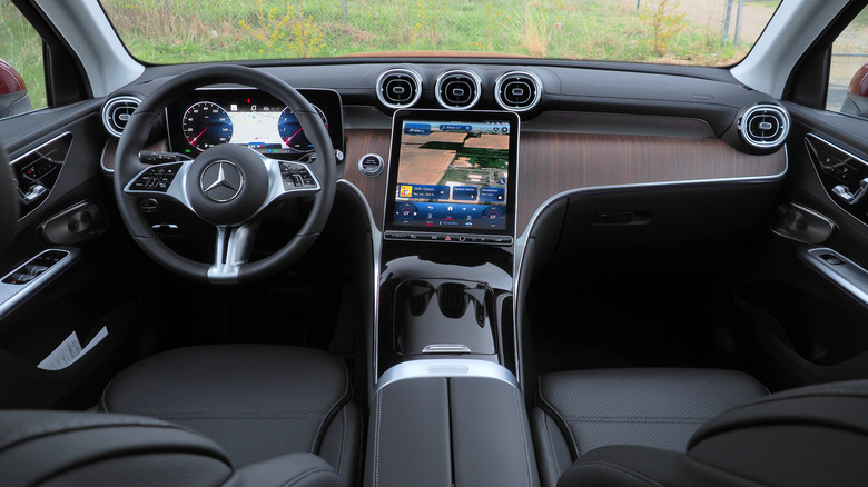 2023 Mercedes-Benz GLC