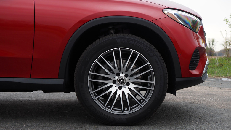 2023 Mercedes-Benz GLC