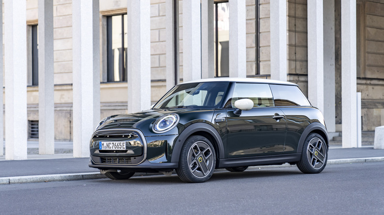 Mini Cooper SE Resolute