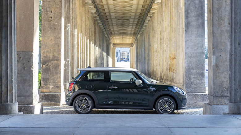 Mini Cooper SE Resolute