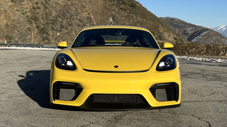 2023 Porsche 718 Cayman GT4