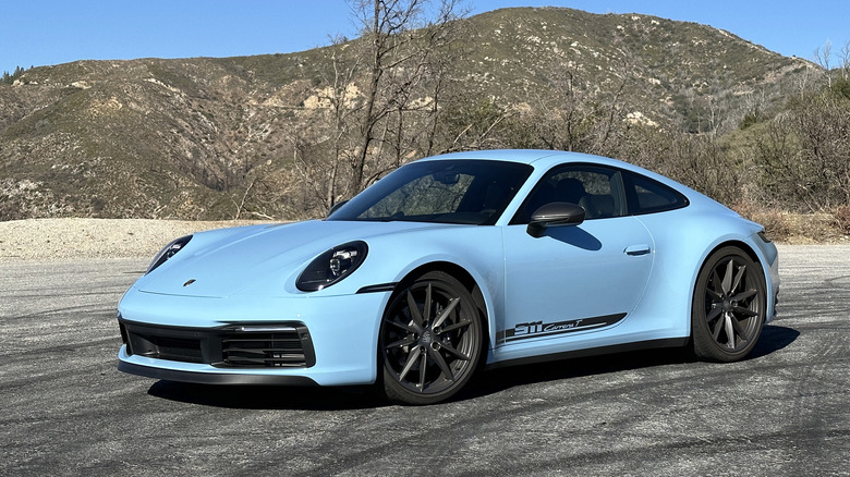 2023 Porsche 911 Carrera T