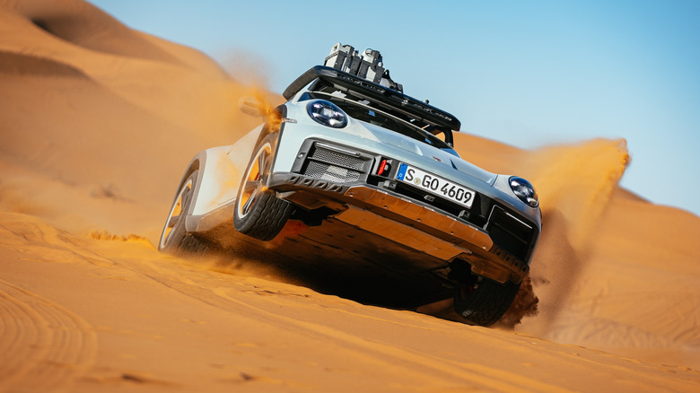 2023 Porsche 911 Dakar