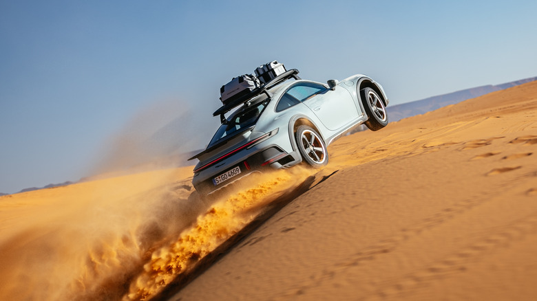 2023 Porsche 911 Dakar