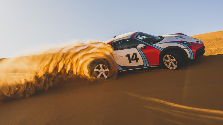 2023 Porsche 911 Dakar