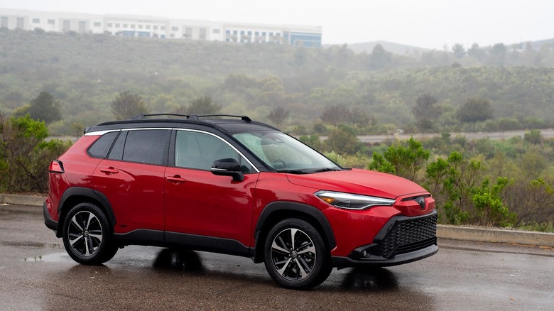 Corolla Cross Hybrid