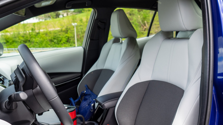 2023 Toyota Corolla Hatchback XSE front seats