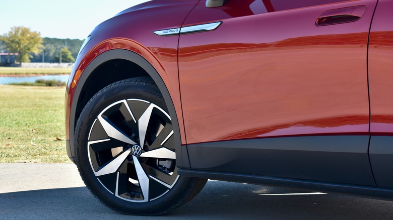 2023 Volkswagen ID.4 wheel.